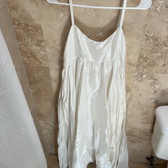 Azeeza Rachel Dress in White Silk - Picture 2 of 8